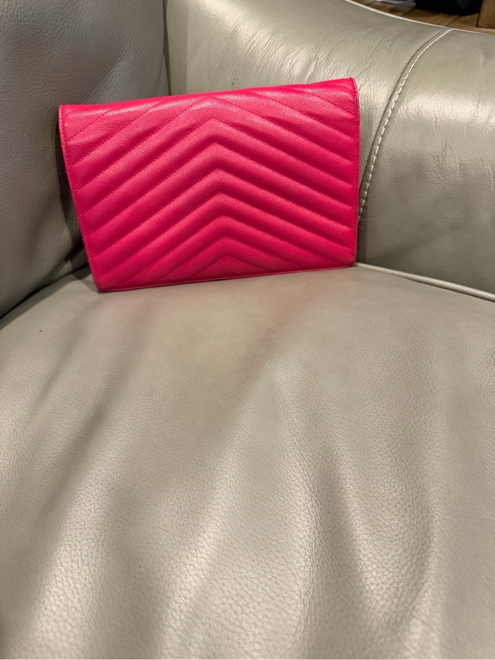 Saint Laurent Hot Pink Quilted YSL Envelope Clutch with Gold Hardware - Picture 7 of 8